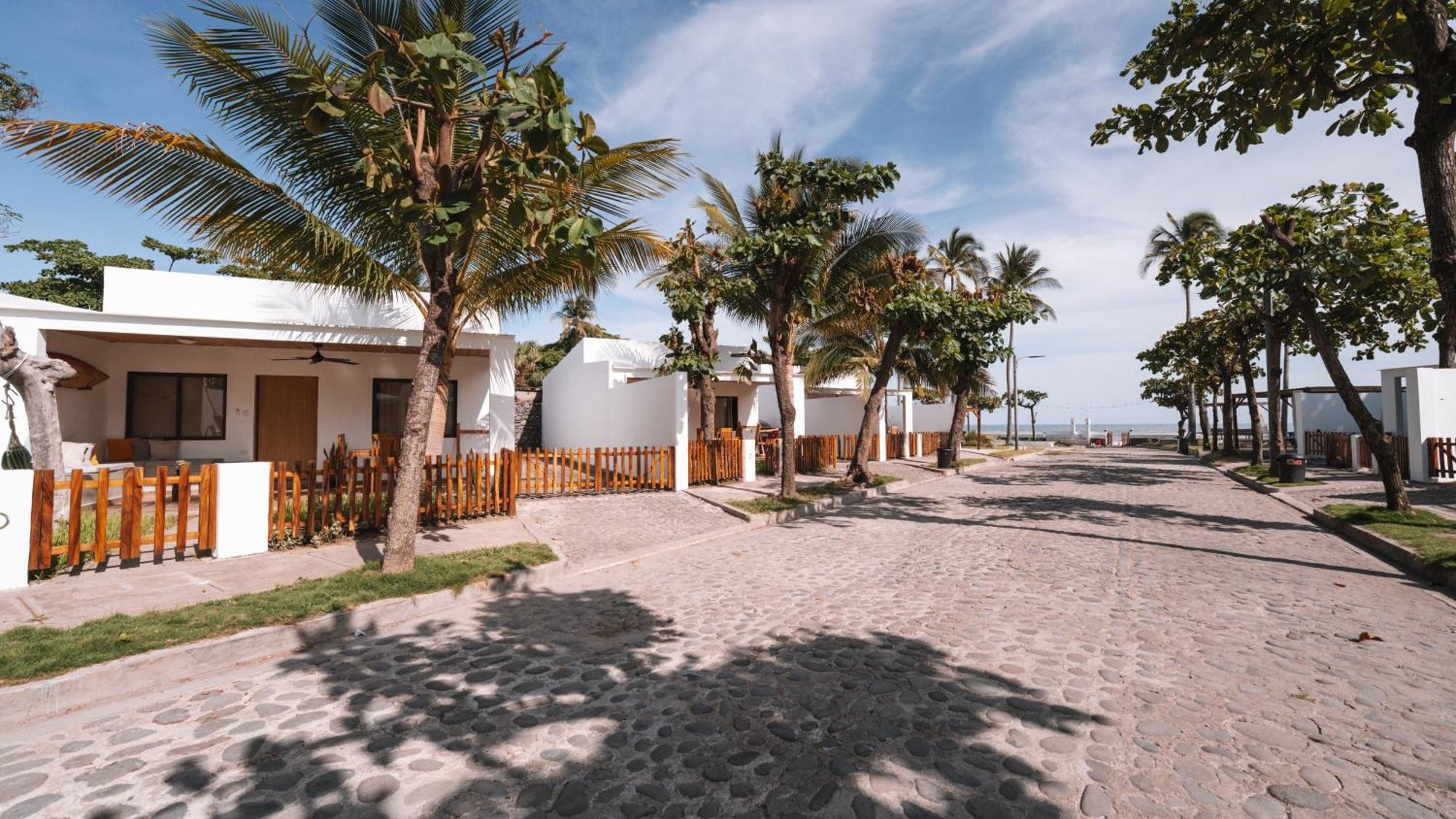 Coco Surf Tropical Village La Libertad Kültér fotó